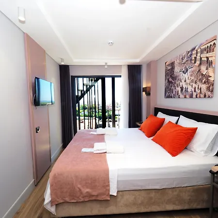 Premium Old Hotell 3*