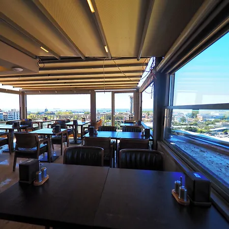 Hotell Premium Old 3*