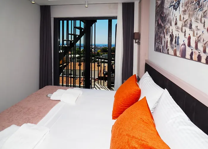 Hotel Premium Old 3*