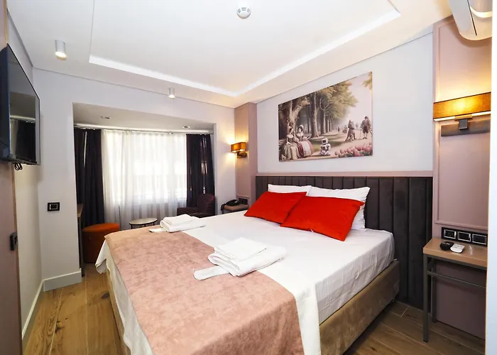 Premium Old Istanboel