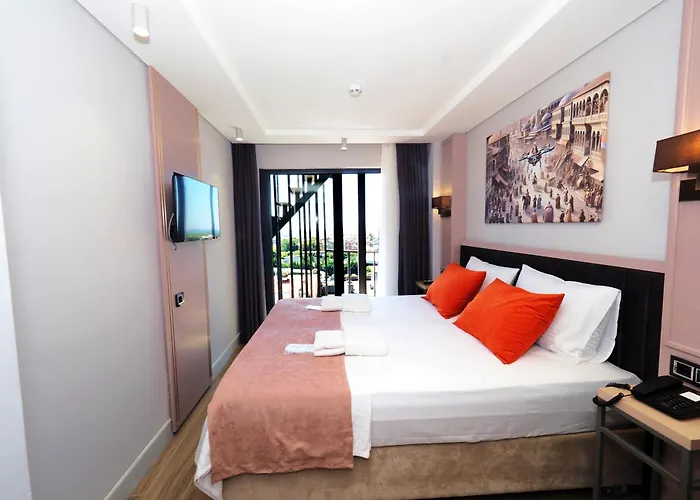 Premium Old Hotel 3*