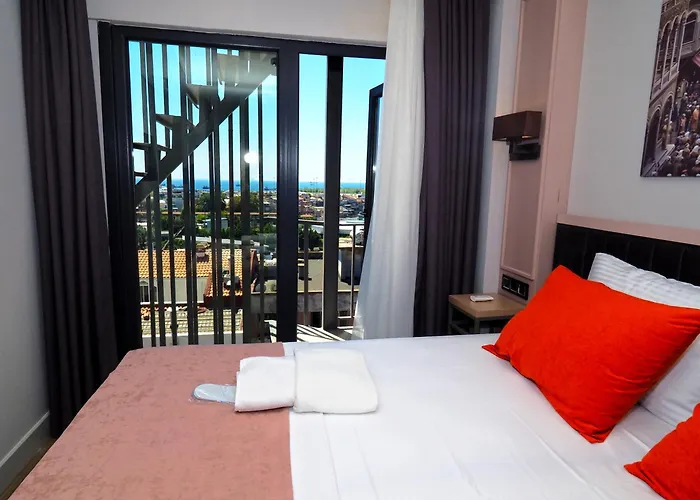 Premium Old Hotel 3*