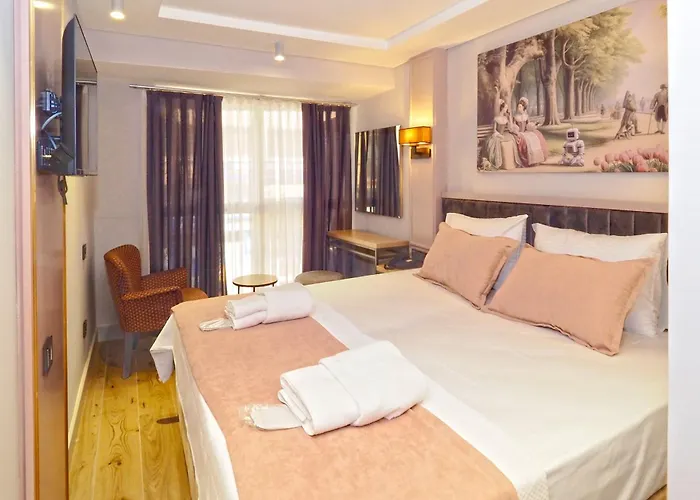 Premium Old Hotel 3*