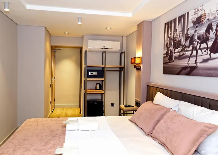 Hotel Premium Old 3*