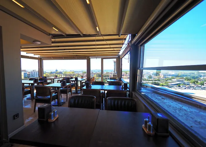 Hotel Premium Old 3*