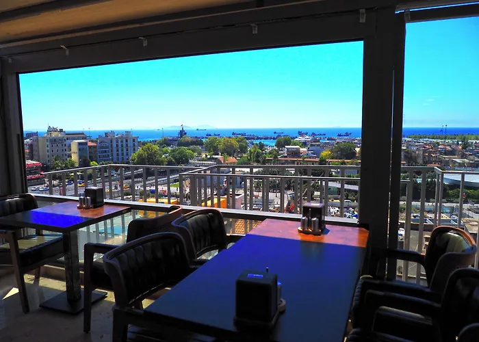 Premium Old Istanboel