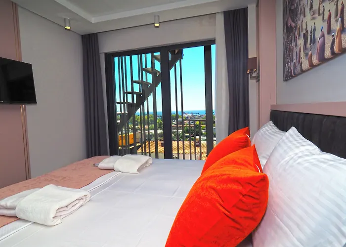 Hotel Premium Old 3*