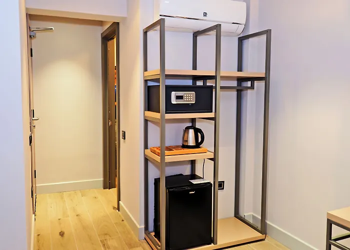 Hotel Premium Old 3*