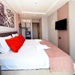 Premium Old 3*